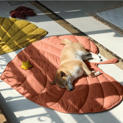 Leaf Shaped Dog Blanket - karuna